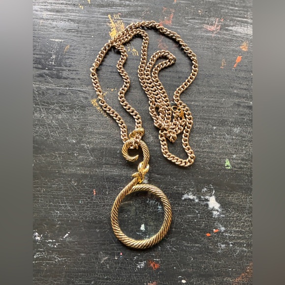 vintage magnifying lens pendant necklace - Picture 1 of 3